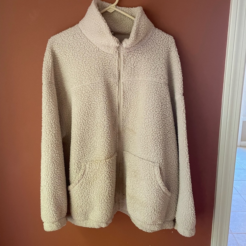 Old Navy Cream Maternity fleece jacket